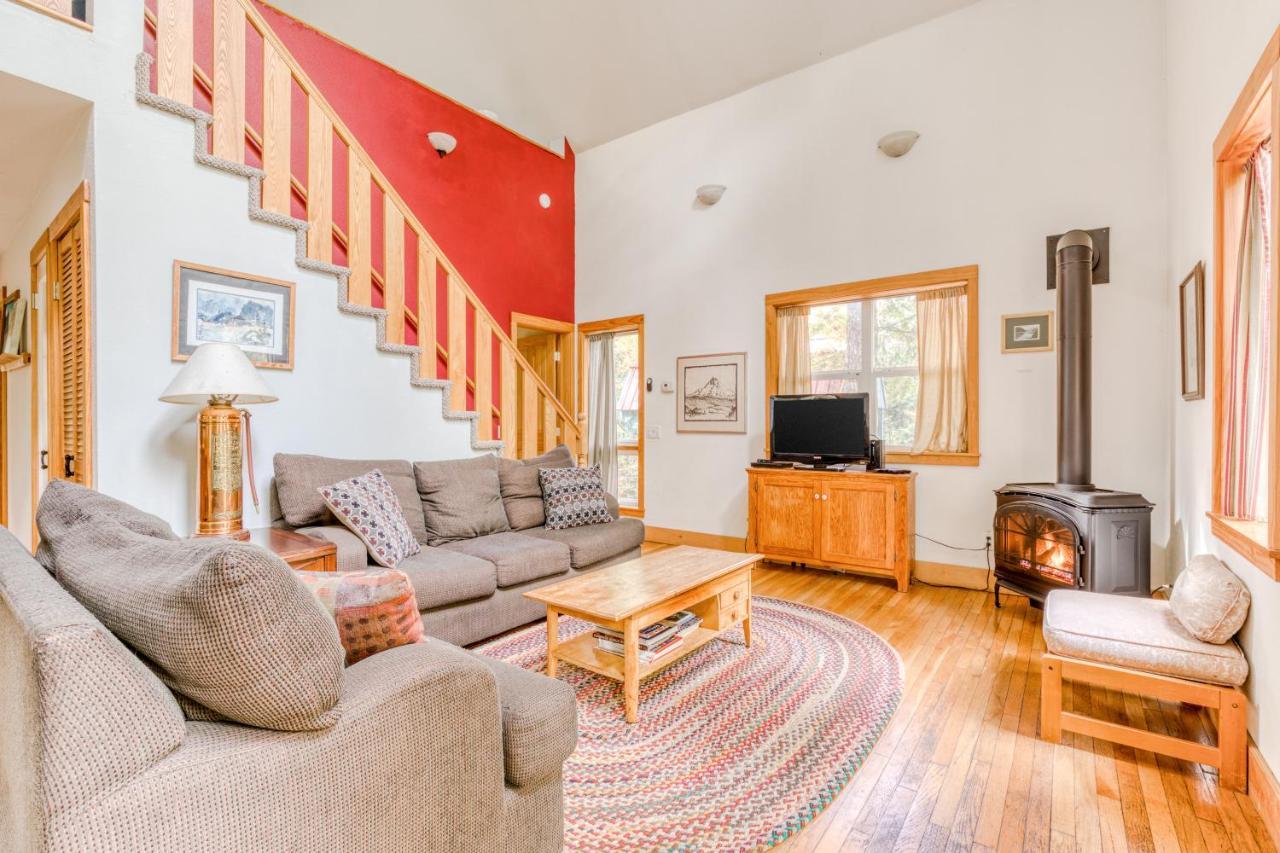 Wildwood Cabin Welches Екстер'єр фото