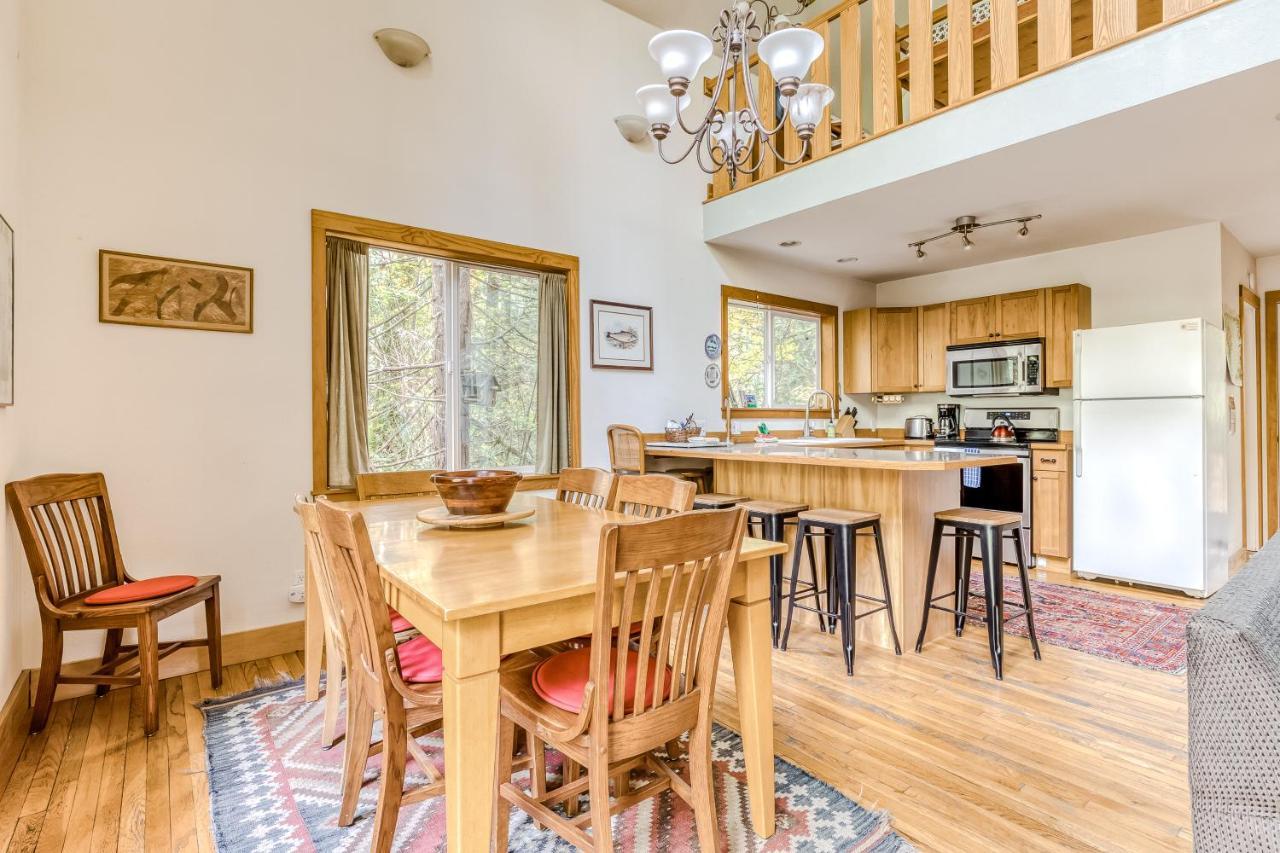 Wildwood Cabin Welches Екстер'єр фото