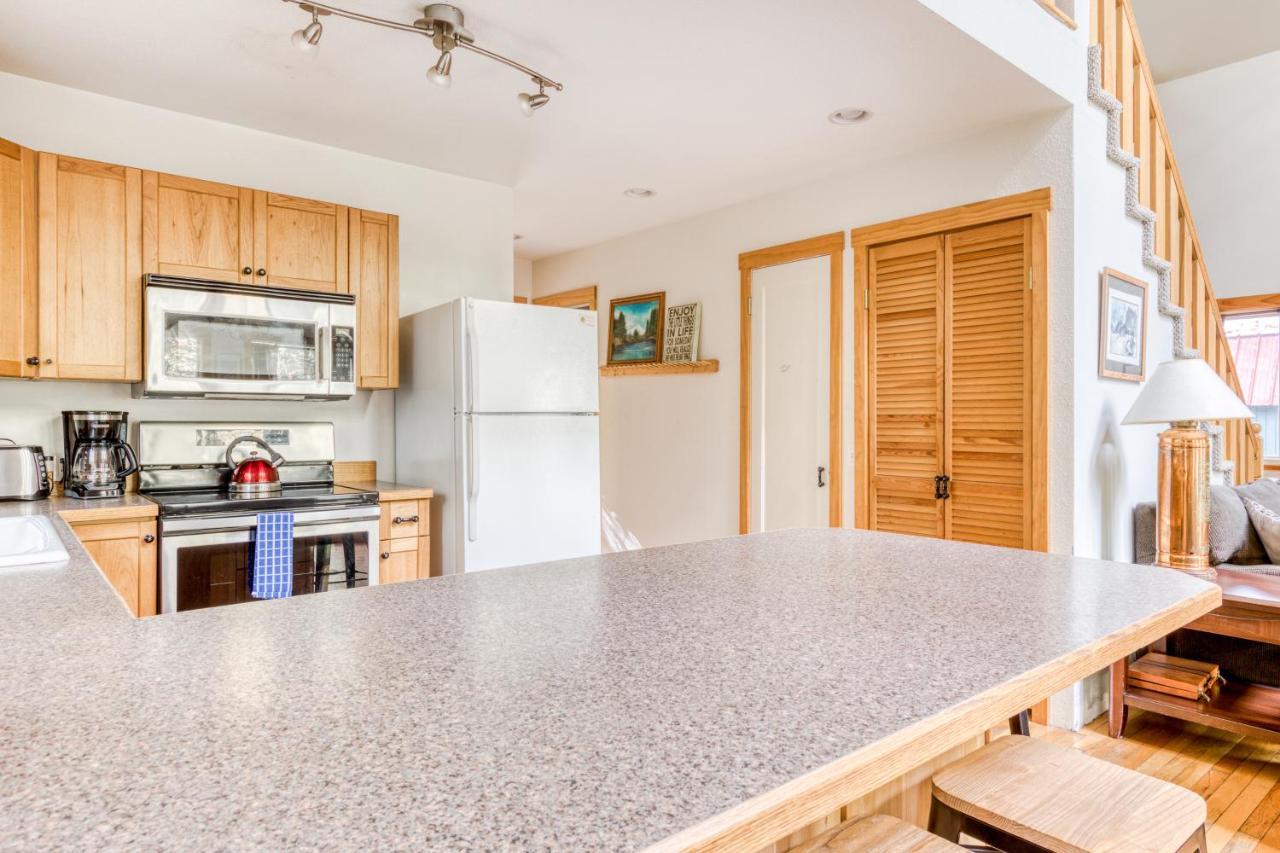 Wildwood Cabin Welches Екстер'єр фото